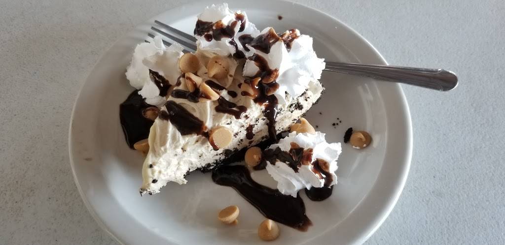 Goodrich Seafood Restaurant | restaurant | 253 River Rd, Oak Hill, FL 32759, USA | 3863453397 OR +1 386-345-3397