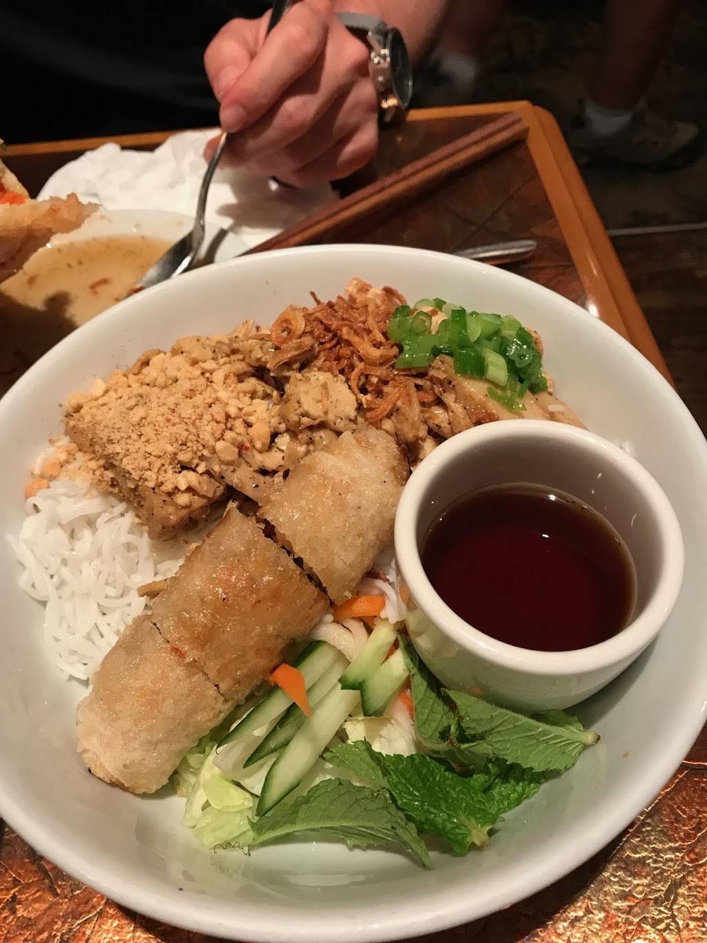 Caphe Banh Mi | restaurant | 407 Cameron St, Alexandria, VA 22314, USA | 7035490800 OR +1 703-549-0800