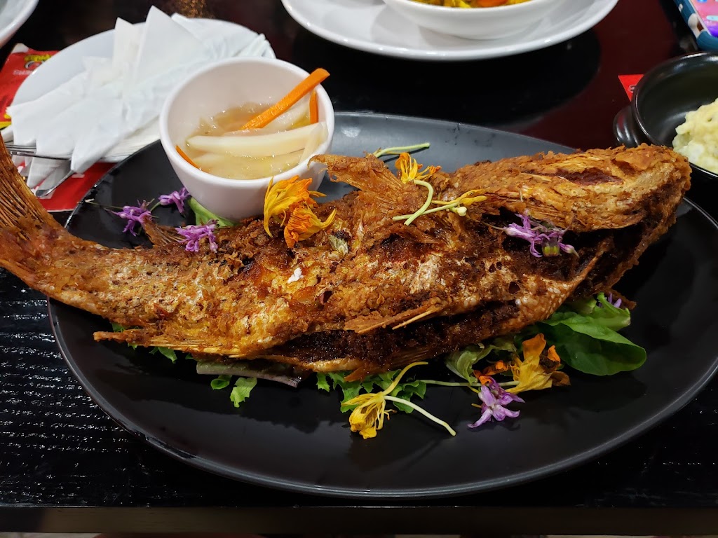 Big Jerk Kitchen + Lounge | restaurant | 2800 W Sahara Ave Suite 5A, Las Vegas, NV 89102, USA | 7024787229 OR +1 702-478-7229