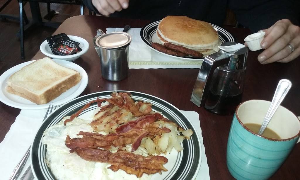 Neptune City Diner | restaurant | 306 W Sylvania Ave, Neptune City, NJ 07753, USA | 7324555245 OR +1 732-455-5245