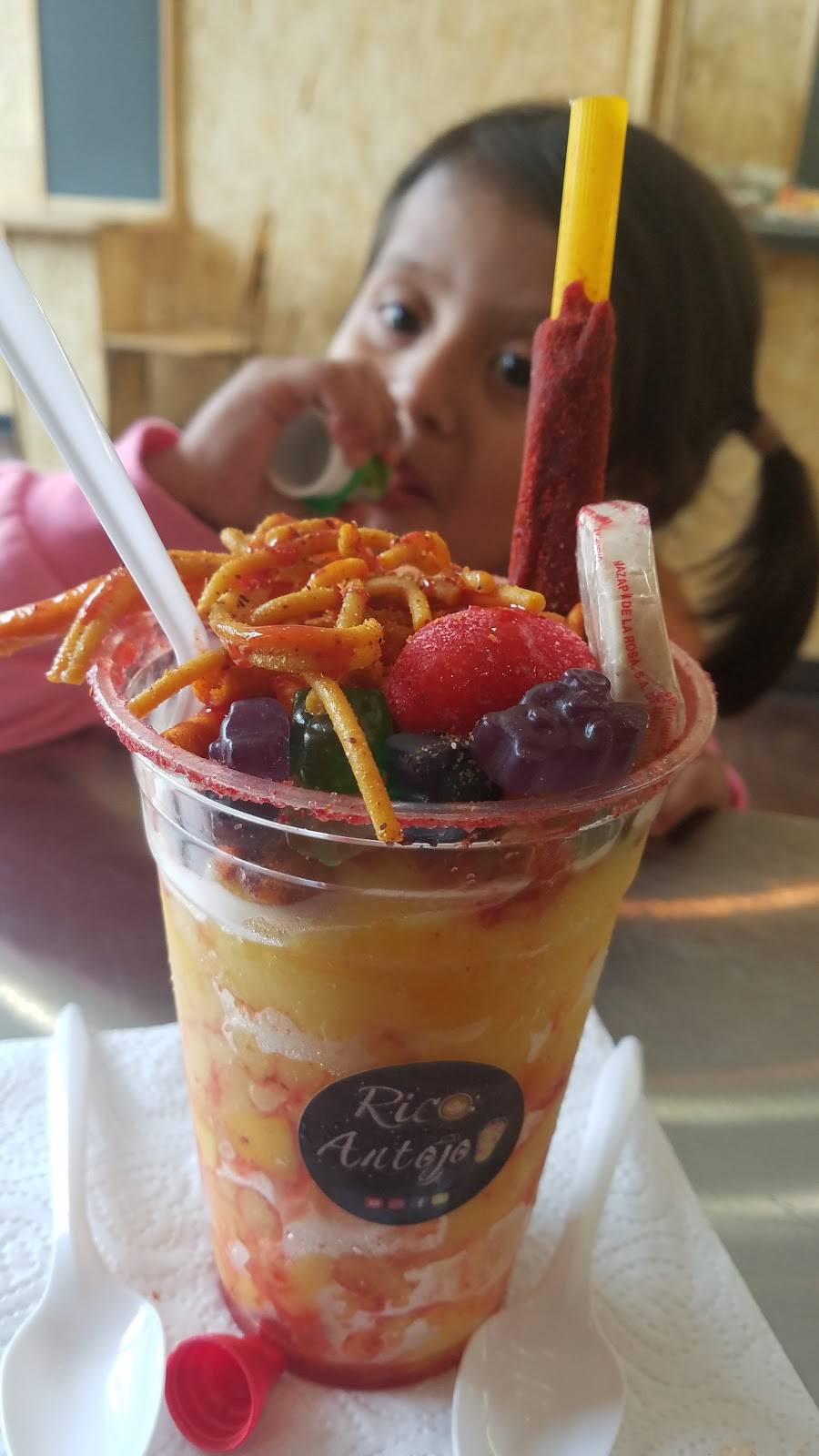 Rico Antojo | meal takeaway | 6111 West Roosevelt Road, Cicero, IL 60804, USA | 7084155752 OR +1 708-415-5752