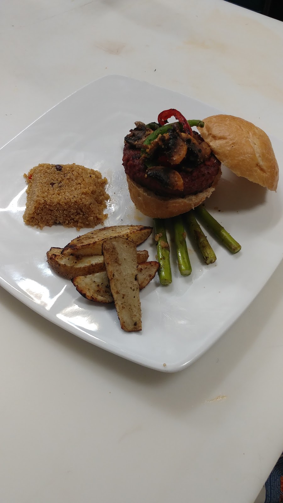 CHATEAU DE THIERRY INC | restaurant | 2029 Harrison St, Hollywood, FL 33020, USA | 9543624586 OR +1 954-362-4586