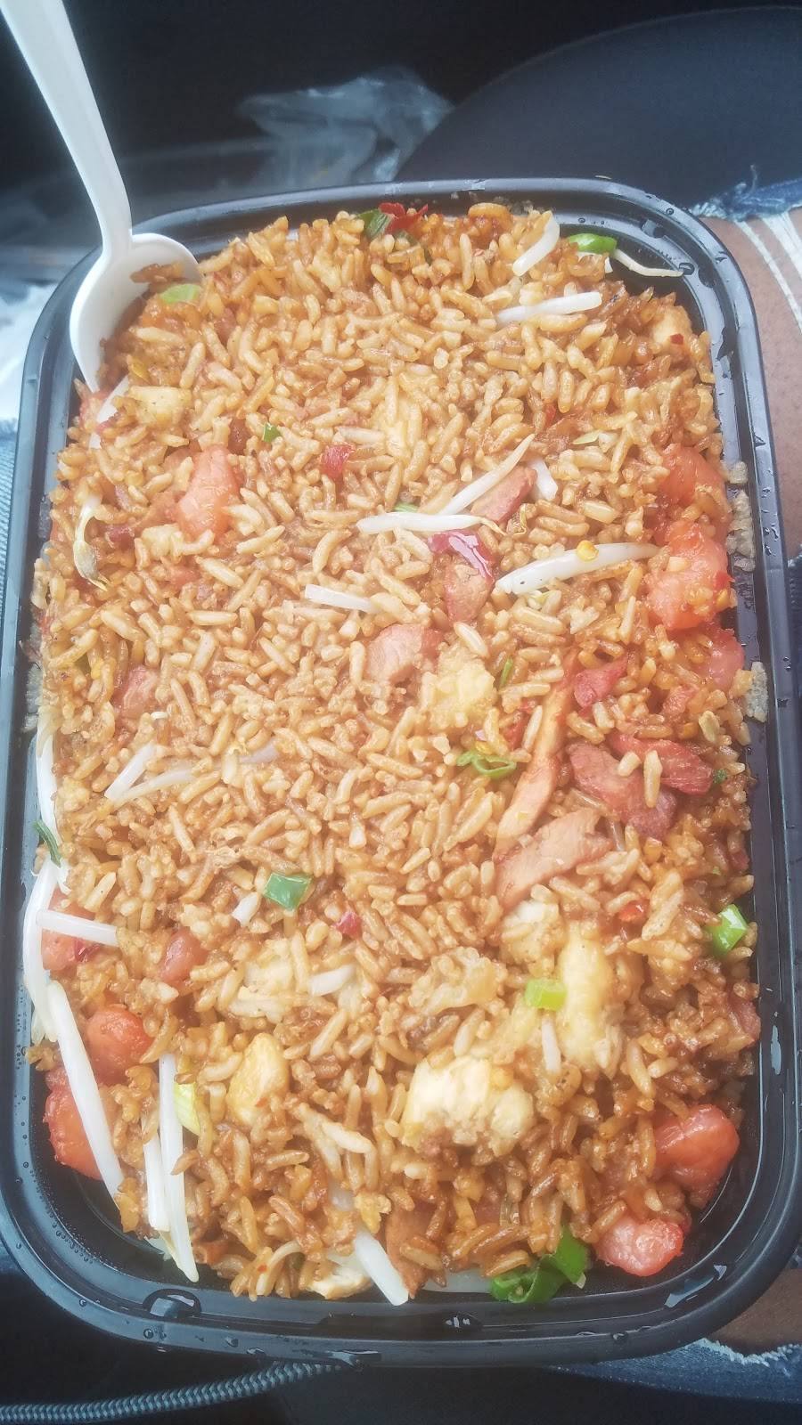 China Hut | restaurant | 7100 N Clark St, Chicago, IL 60626, USA | 7733813838 OR +1 773-381-3838