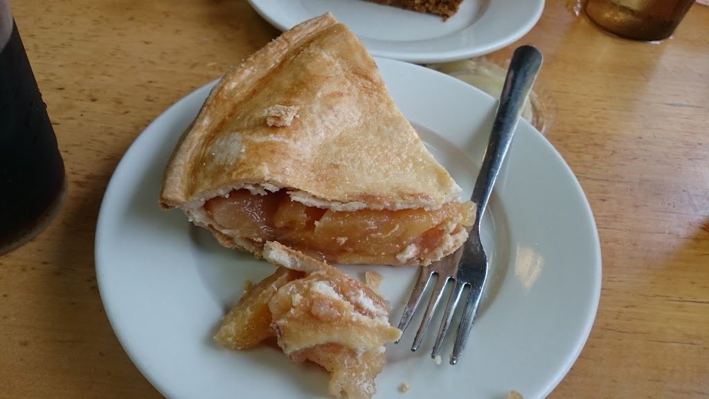 Crown Diner | restaurant | 79 E 161 St, Bronx, NY 10451, USA | 7185380309 OR +1 718-538-0309