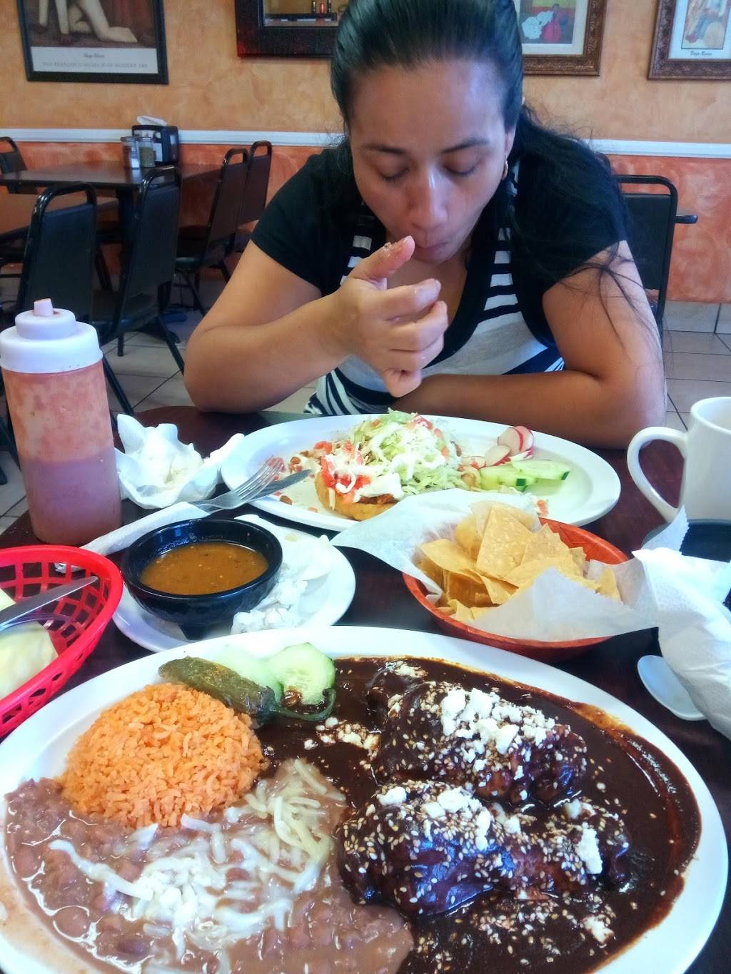 Taco Safary Mexican Food | restaurant | 2677 E Florence Ave, Huntington Park, CA 90255, USA | 3235812308 OR +1 323-581-2308