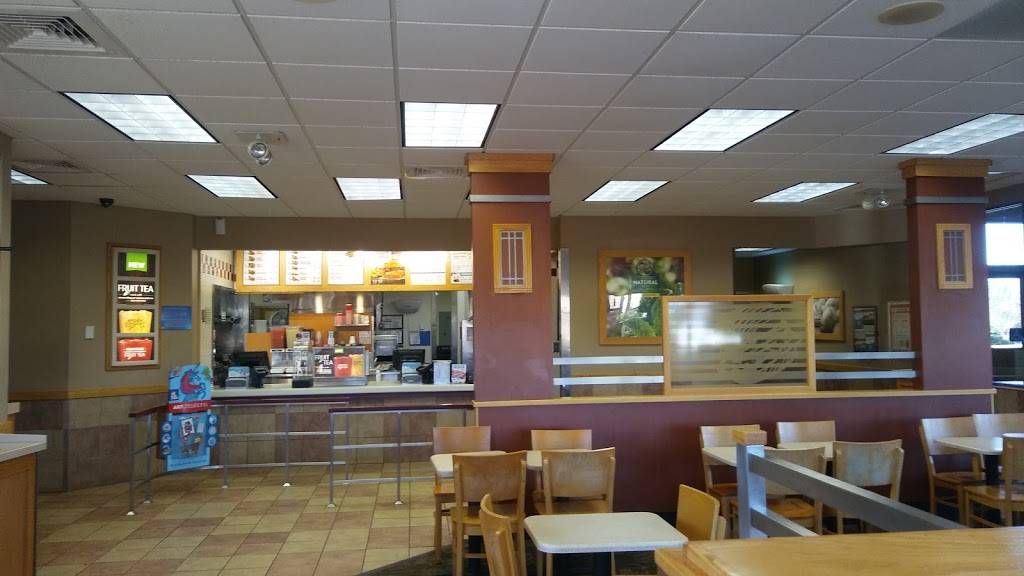 Wendys | restaurant | 1714 S College St, Auburn, AL 36832, USA | 3345014429 OR +1 334-501-4429