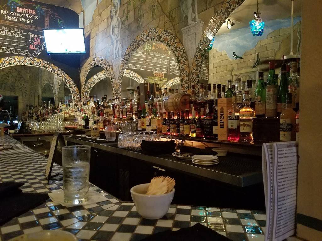 The Grape | restaurant | 2808 Greenville Ave, Dallas, TX 75206, USA | 2148281981 OR +1 214-828-1981