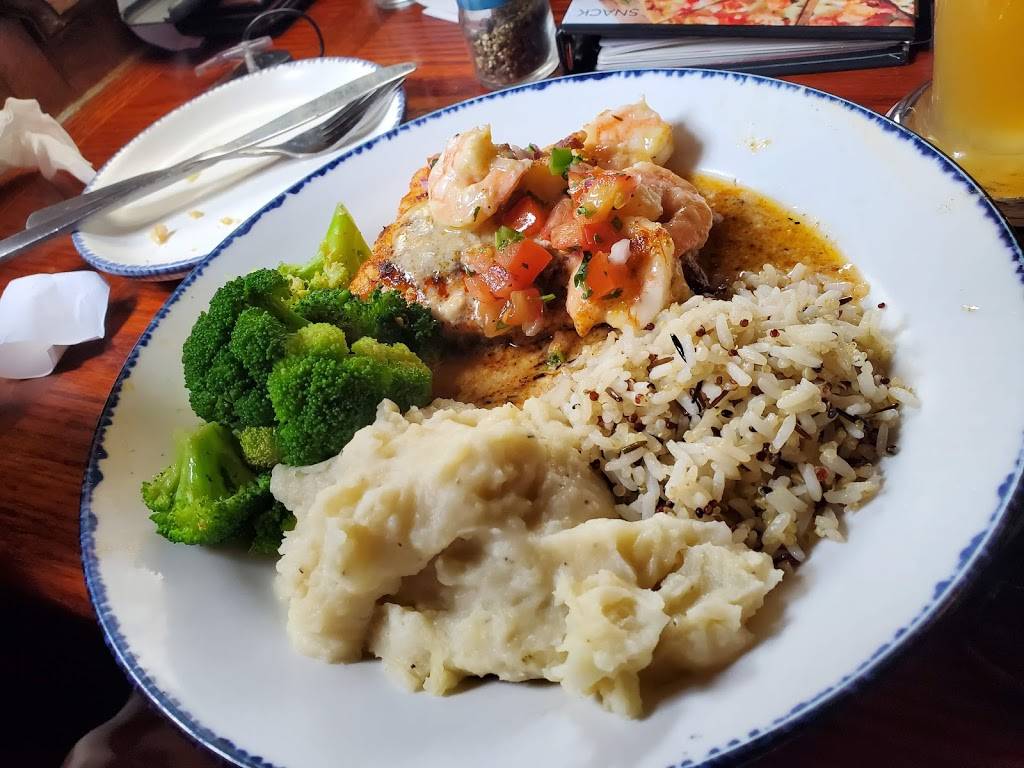 Red Lobster | restaurant | 750 Upper Glen St, Queensbury, NY 12804, USA | 5187610021 OR +1 518-761-0021