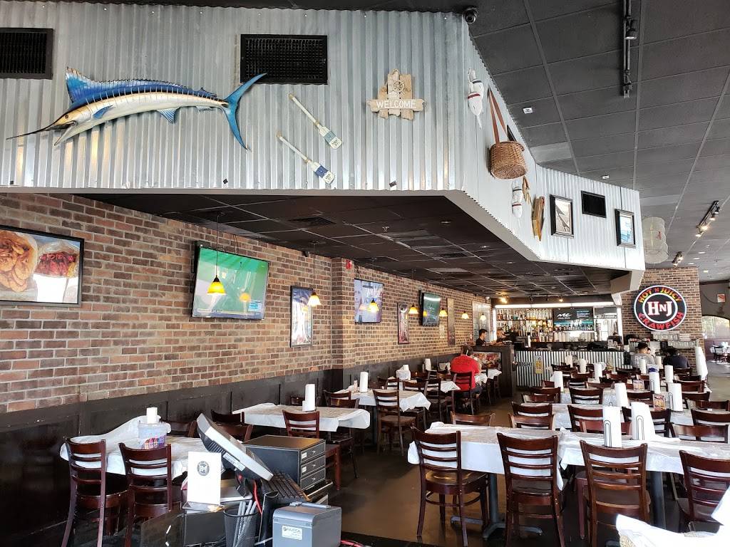 Hot N Juicy | restaurant | 7572 W Sand Lake Rd, Orlando, FL 32819, USA | 4073704655 OR +1 407-370-4655