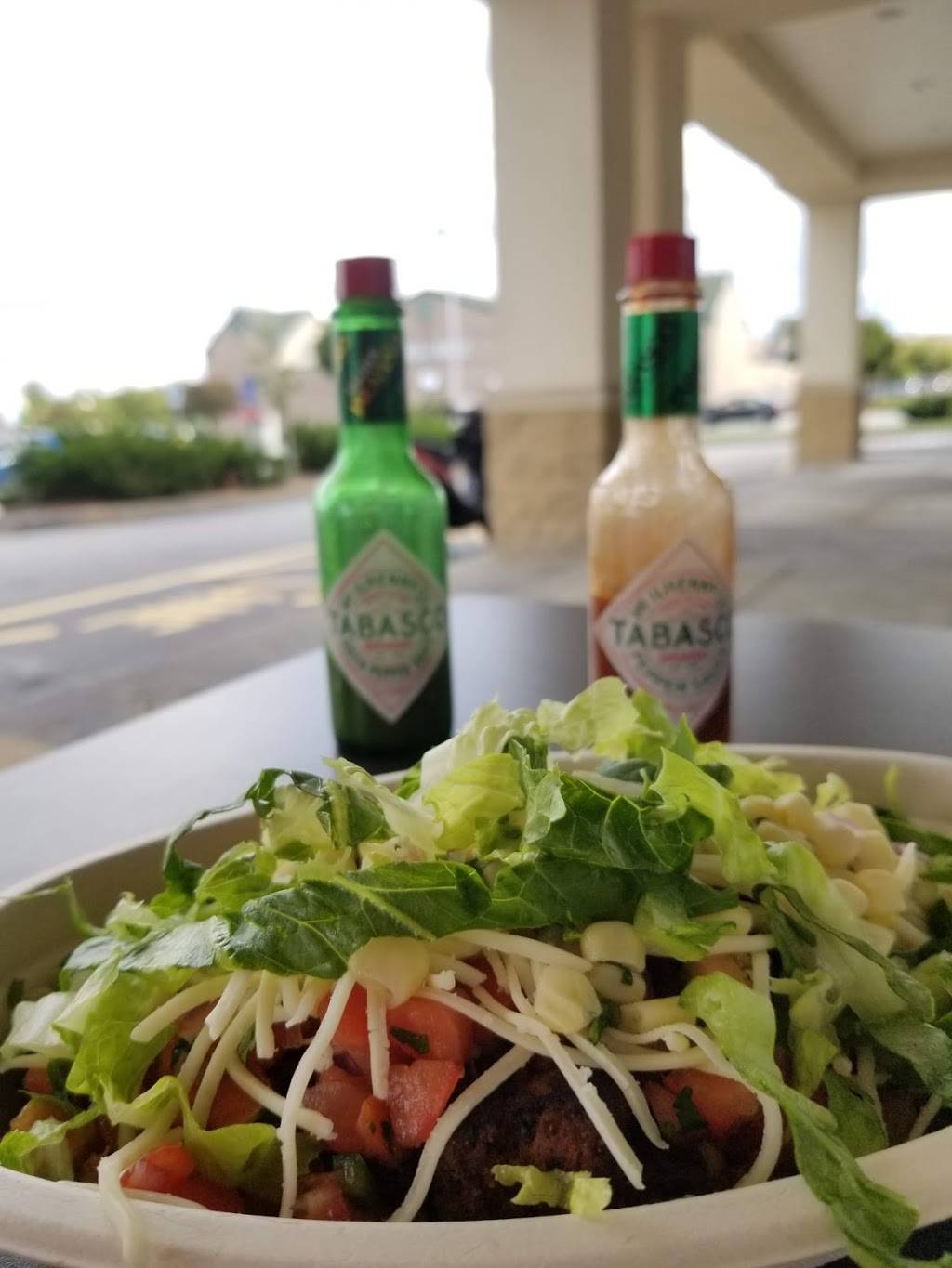 Chipotle Mexican Grill | restaurant | 225 Daniel Webster Hwy, Nashua, NH 03060, USA | 6038880889 OR +1 603-888-0889