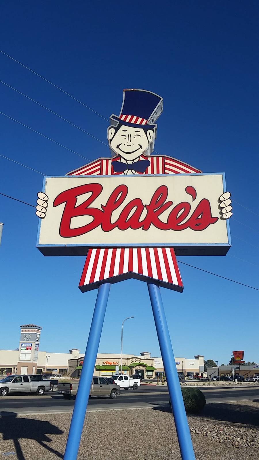 Blakes Lotaburger | restaurant | 1300 S Valley Dr, Las Cruces, NM 88005, USA | 5755231849 OR +1 575-523-1849