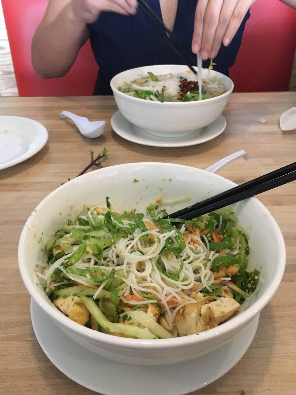 Pho 88 | restaurant | W3169 Van Roy Rd, Appleton, WI 54915, USA | 9209038653 OR +1 920-903-8653