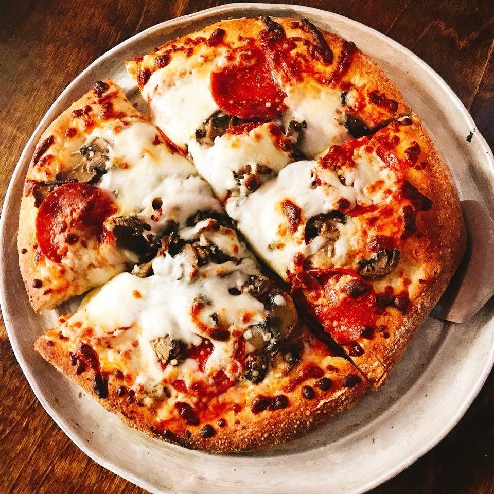 Pearl Street Pizzeria & Pub | restaurant | 10462 Olio Rd, Fishers, IN 46040, USA | 3173368703 OR +1 317-336-8703