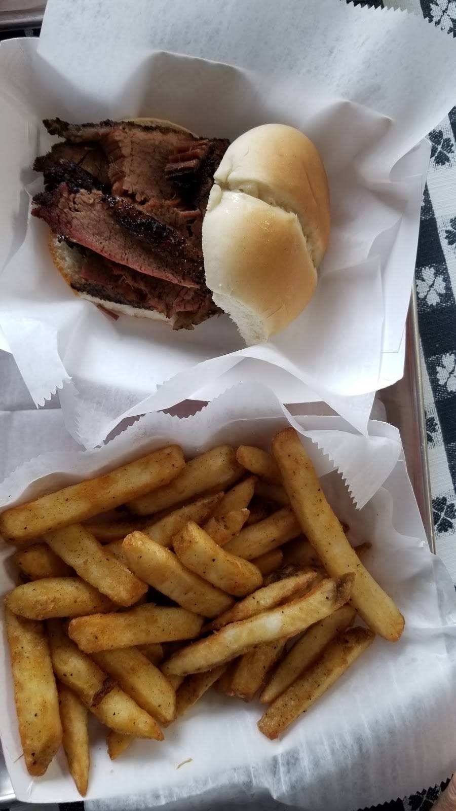 Up In Smoke BBQ | restaurant | 692 N Loudoun St, Winchester, VA 22601, USA | 5404505903 OR +1 540-450-5903