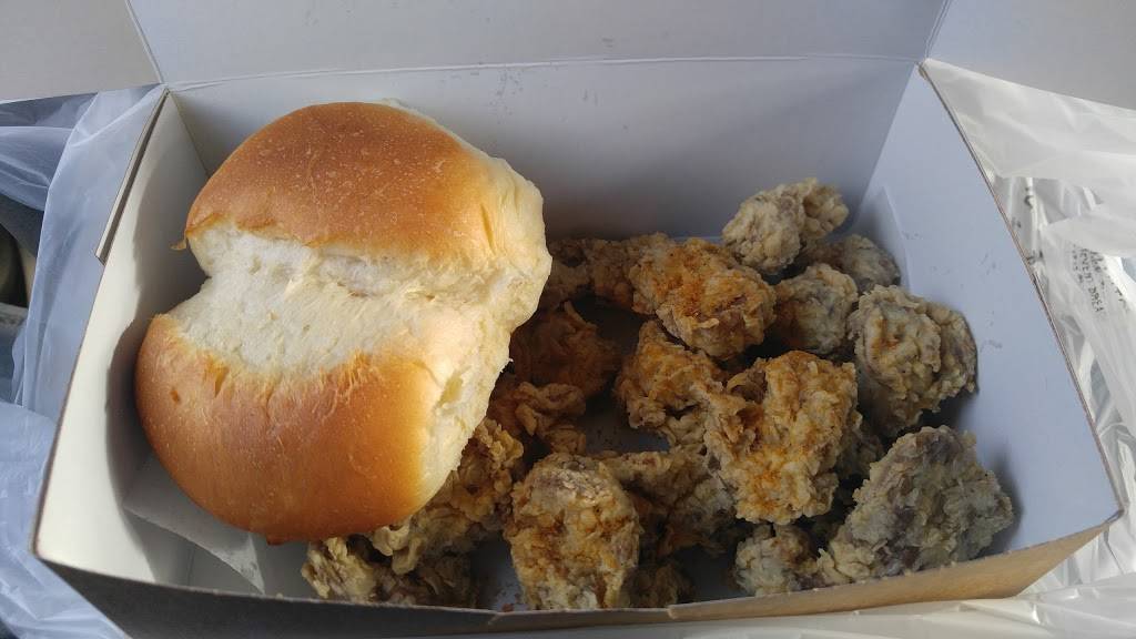 Donahoos Golden Chicken | restaurant | 5749 Mission Boulevard, Riverside, CA 92509, USA | 9516843545 OR +1 951-684-3545