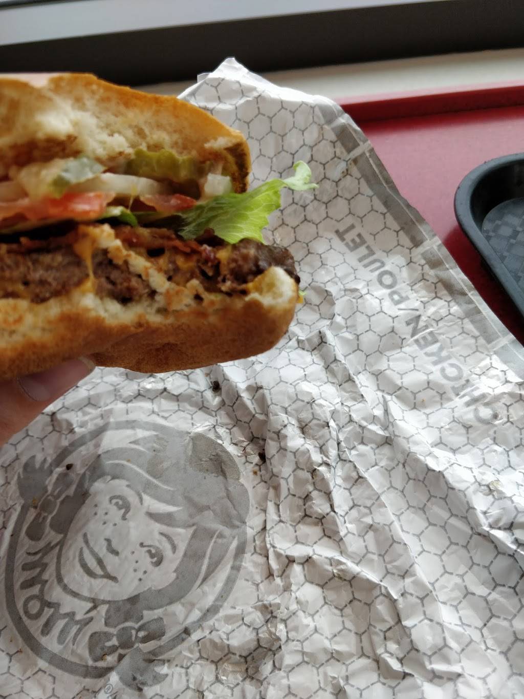 Wendys | restaurant | 4711 Ontario St, Beamsville, ON L0R 1B3, Canada | 9055631452 OR +1 905-563-1452