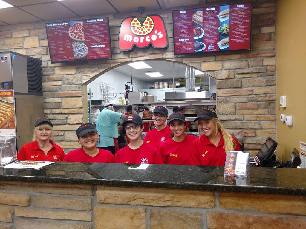 Marcos Pizza | meal delivery | 5900, 5670 Fishhawk Crossing Blvd, Lithia, FL 33547, USA | 8136548888 OR +1 813-654-8888