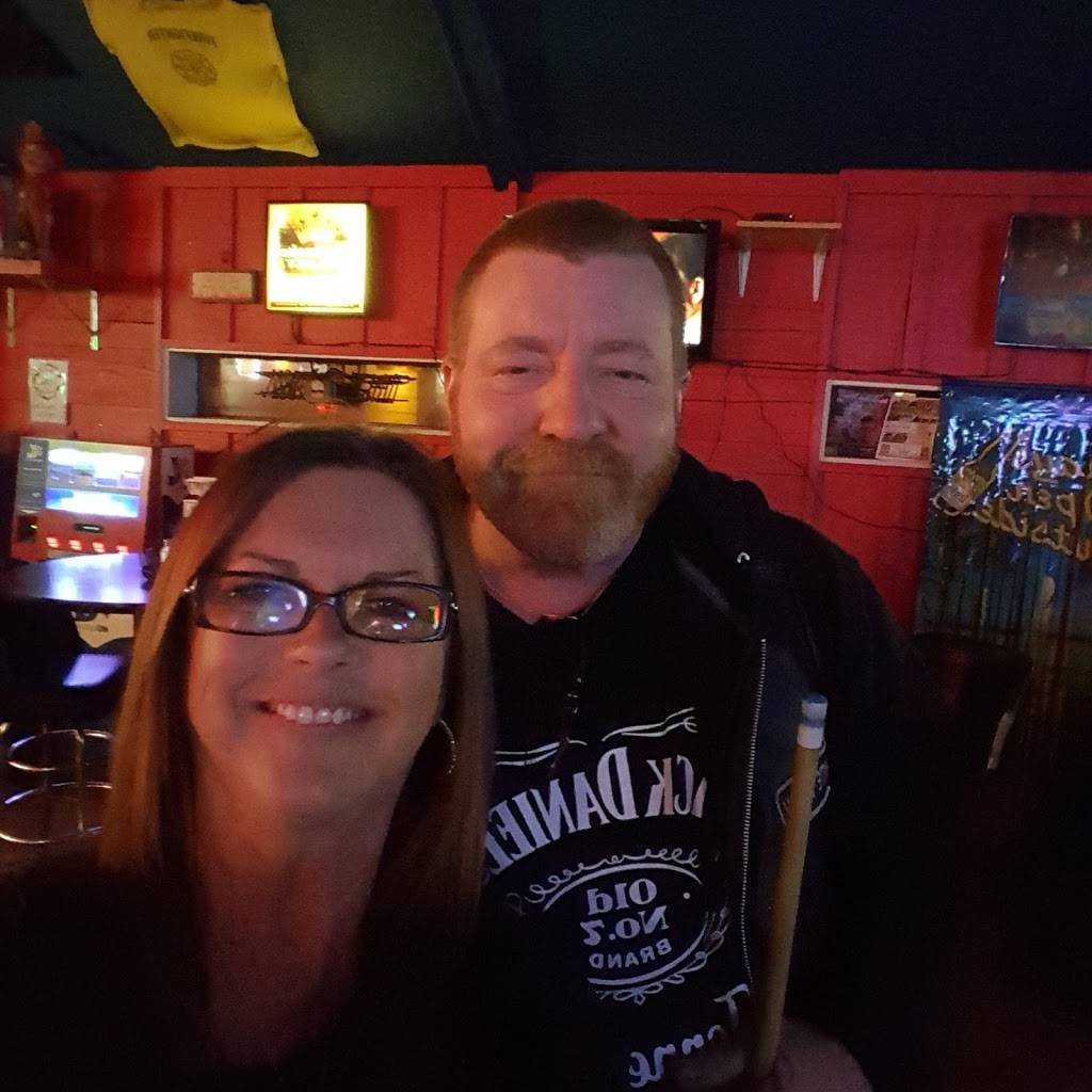 Firestation Bar & Grill | restaurant | 146 Illinois St, Camdenton, MO 65020, USA | 5738732222 OR +1 573-873-2222