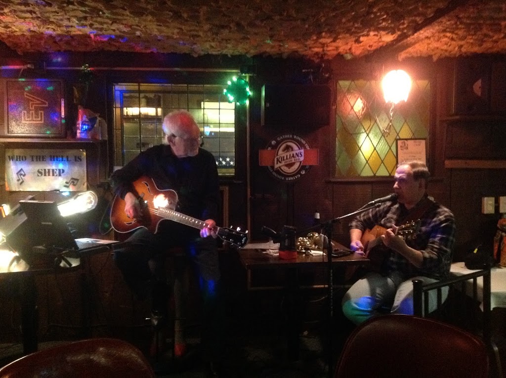 Mahoneys Irish Pub | restaurant | 1609 Hanover Ave, Allentown, PA 18109, USA | 6104336170 OR +1 610-433-6170