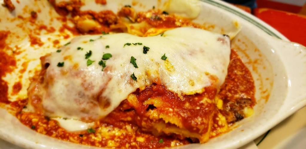 Mandolas Italian | restaurant | 4301 West William Cannon Drive DR E-1, Austin, TX 78749, USA | 5125242222 OR +1 512-524-2222