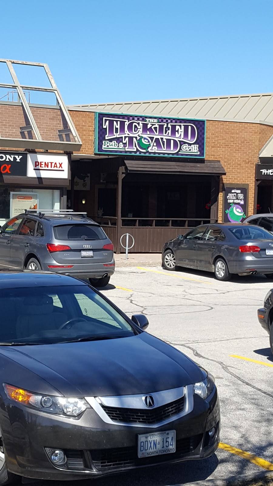 Tickled Toad Pub & Grill | restaurant | 330 Steeles Ave W, Thornhill, ON L4J 6W9, Canada | 9057711766 OR +1 905-771-1766