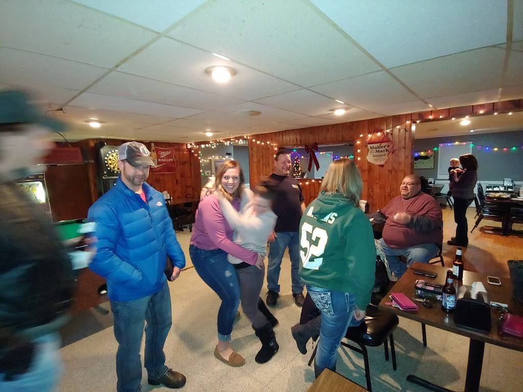 Walkers Bar & Grill | restaurant | N4503 Co Trunk Hwy K, Ripon, WI 54971, USA | 9207483661 OR +1 920-748-3661