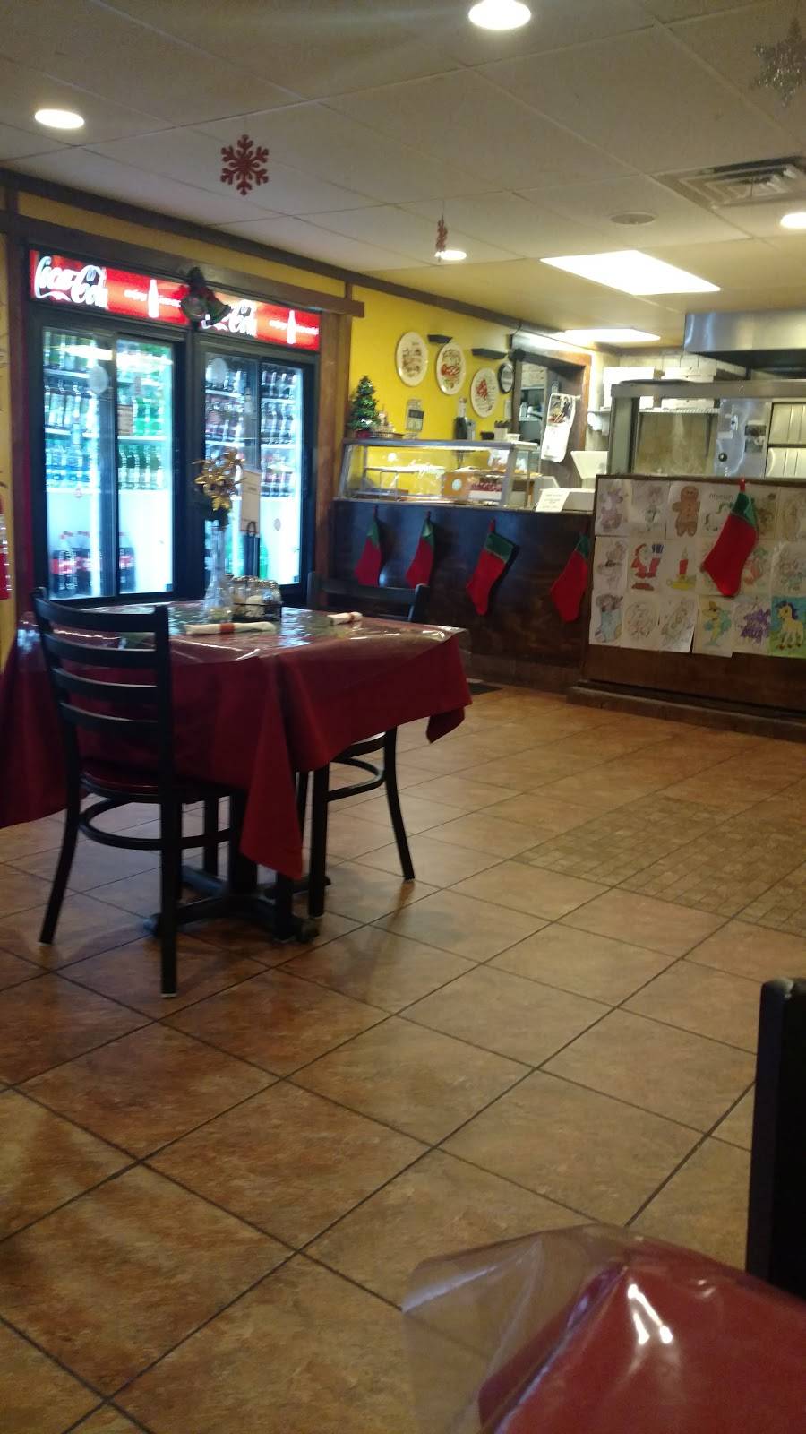 Lauras Pizza 2 | restaurant | 20 Ridge Rd, Telford, PA 18969, USA | 2152575520 OR +1 215-257-5520