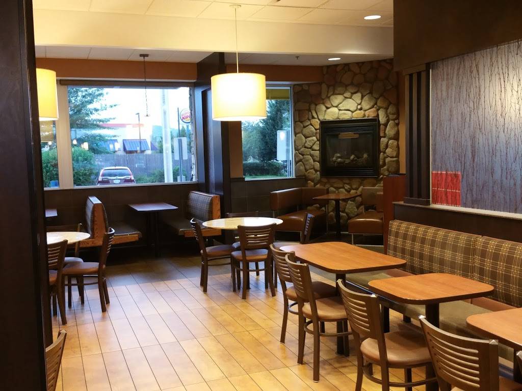 McDonalds | cafe | 249 N Plainfield Rd, West Lebanon, NH 03784, USA | 6032989845 OR +1 603-298-9845