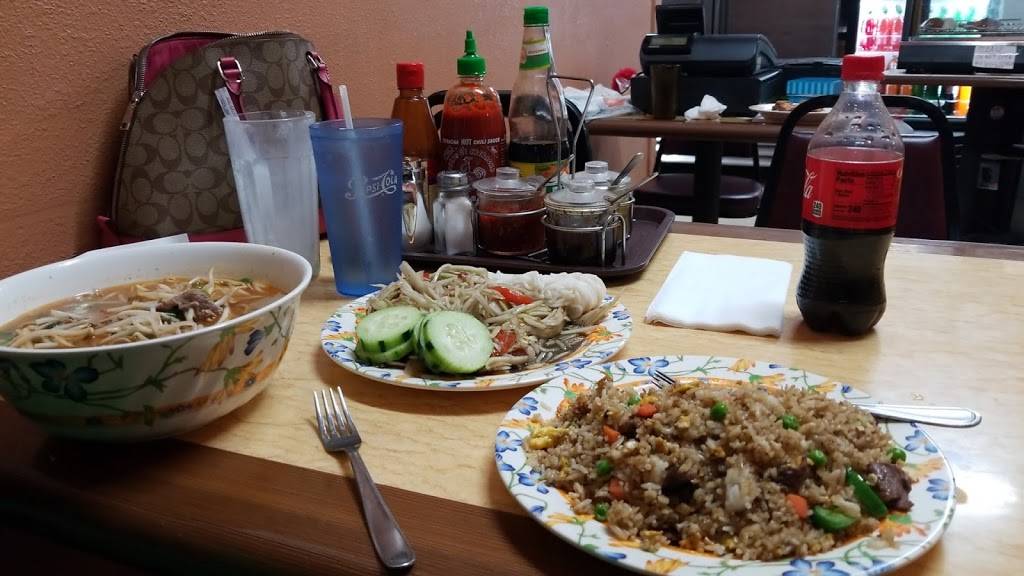 Sy-Salathai Food Express | restaurant | 1001 N Court St #3, Visalia, CA 93291, USA | 5596229999 OR +1 559-622-9999