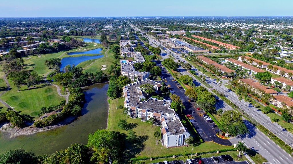 Concord Village Recreation Association | restaurant | 6501 N University Dr, Tamarac, FL 33321, USA | 9547260460 OR +1 954-726-0460