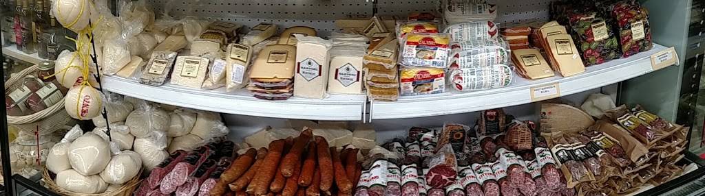 Centrellas Deli & Italian Market | restaurant | 10 Brookline Blvd, Havertown, PA 19083, USA | 6108532466 OR +1 610-853-2466