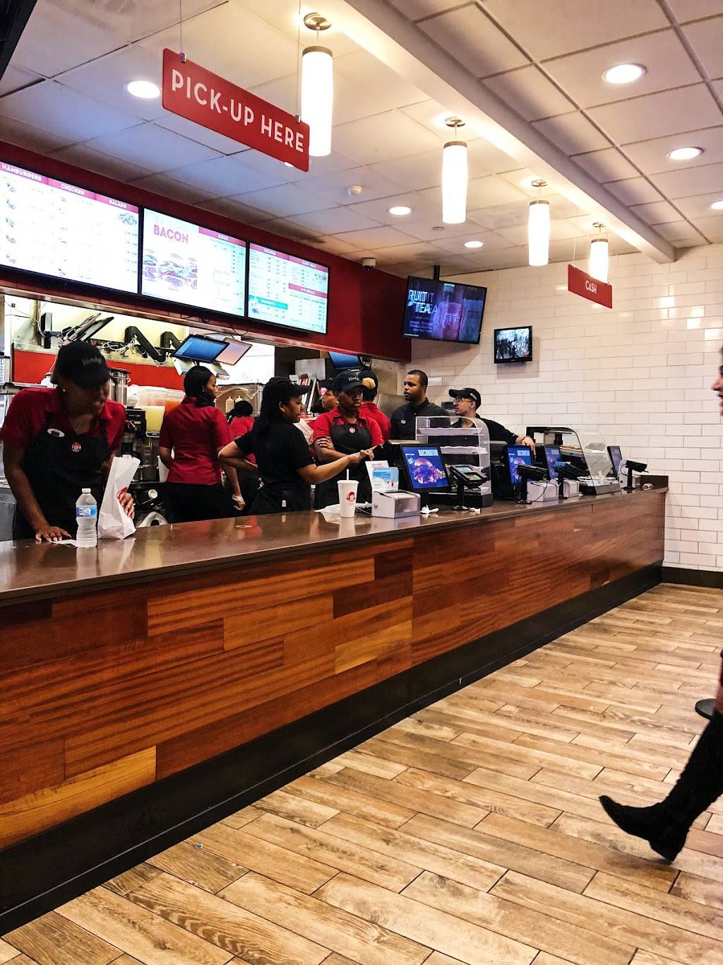 Wendys | restaurant | 650 Broadway, New York, NY 10012, USA | 2126745404 OR +1 212-674-5404