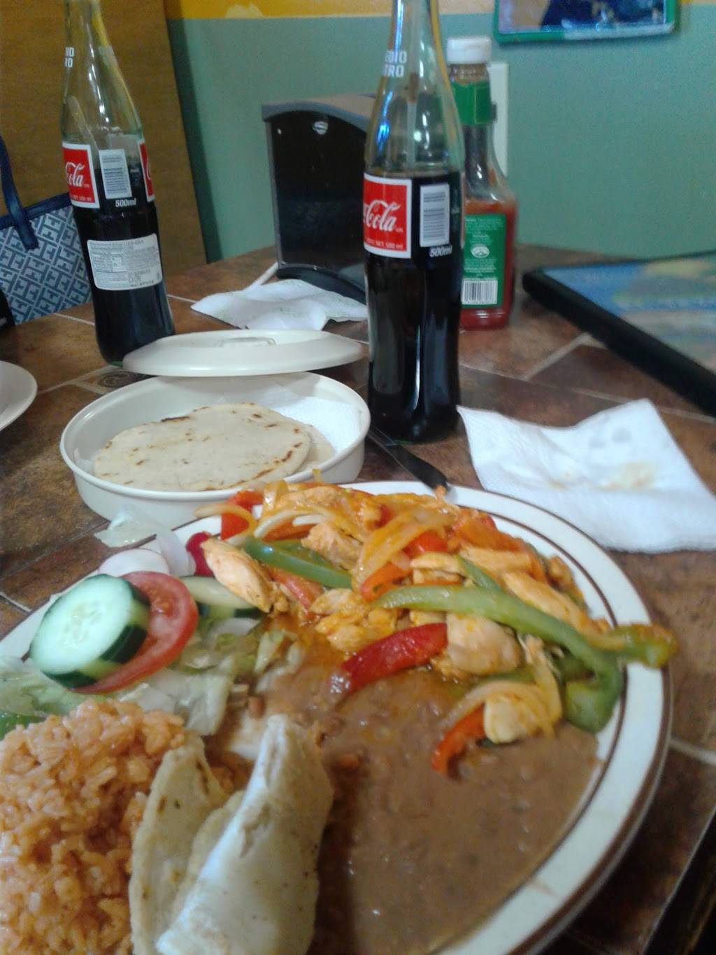 Restaurante Salvadoreno | restaurant | 8331 Kern Canyon Rd, Bakersfield, CA 93306, USA | 6613640377 OR +1 661-364-0377