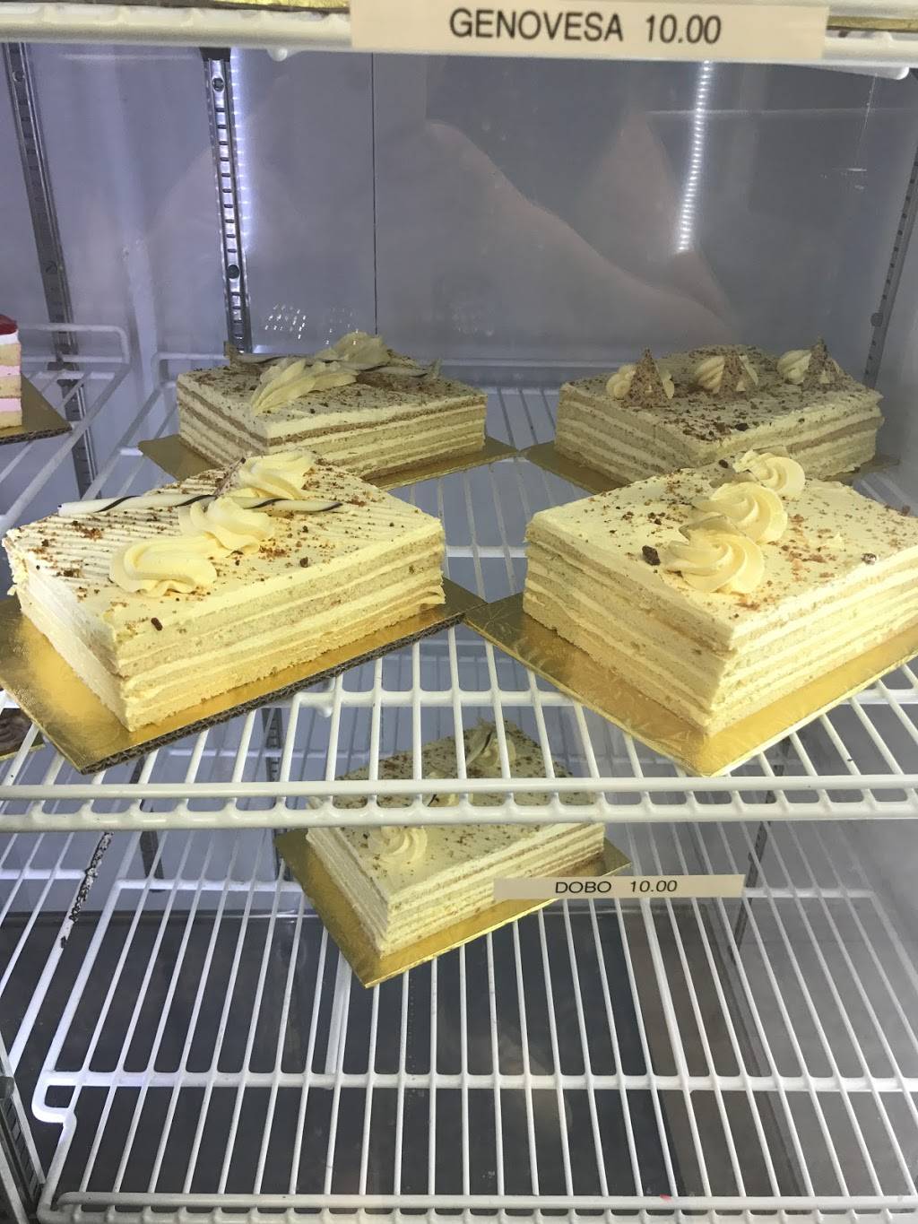 Don Gollo Bakery | bakery | 445 W 29th St, Hialeah, FL 33012, USA | 7868002489 OR +1 786-800-2489