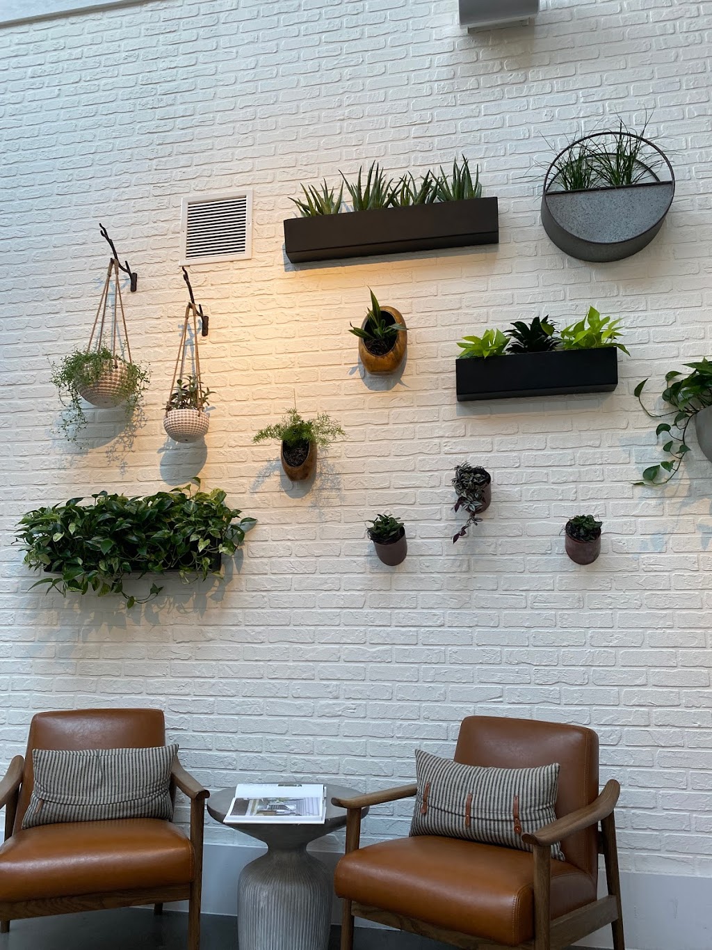 Sixty Vines | restaurant | 5055 Broadway Pl Suite 3200, Nashville, TN 37203, USA | 6156109330 OR +1 615-610-9330