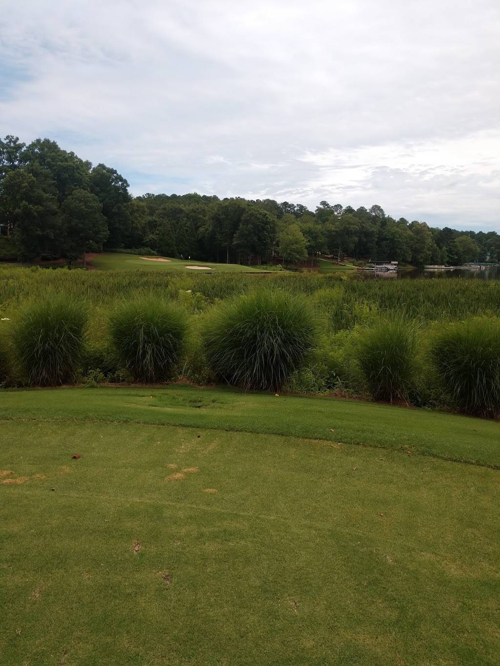 Harbor Club Clubhouse | restaurant | 1041 Harbor Hill Dr, Greensboro, GA 30642, USA | 7064537111 OR +1 706-453-7111