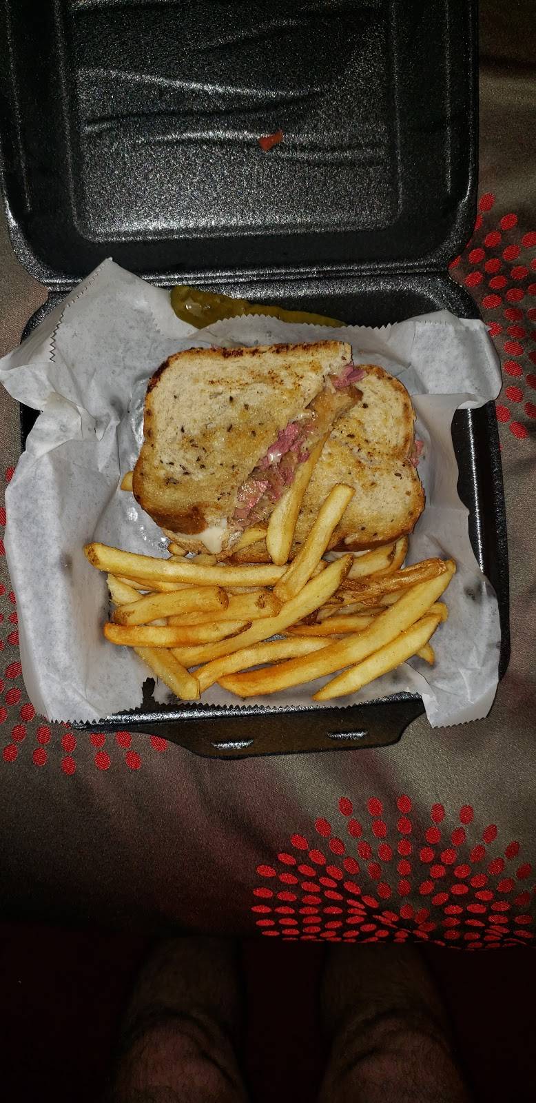 Fireside Restaurant & Lounge | night club | 1716 Underpass Way, Hagerstown, MD 21740, USA | 3017334800 OR +1 301-733-4800