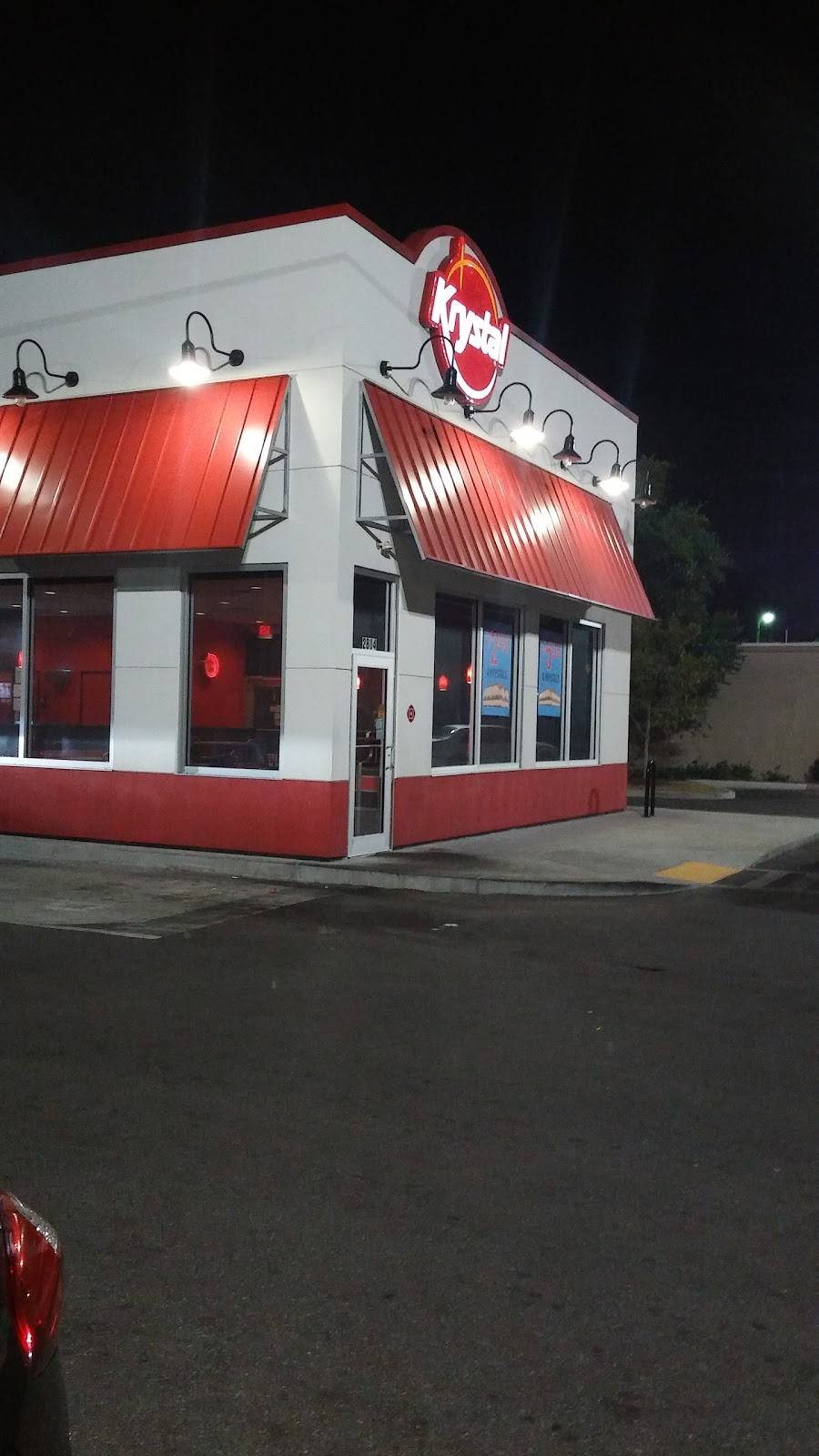 Krystal | meal takeaway | 2804 Bee Rd, Savannah, GA 31401, USA | 9123524598 OR +1 912-352-4598