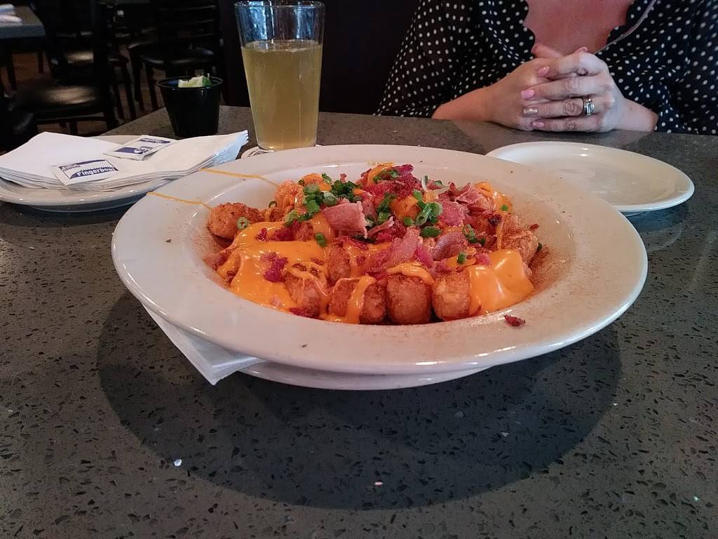 Vine Tavern & Eatery - Elliot & Rural | restaurant | 975 E Elliot Rd #101, Tempe, AZ 85284, USA | 4807306313 OR +1 480-730-6313