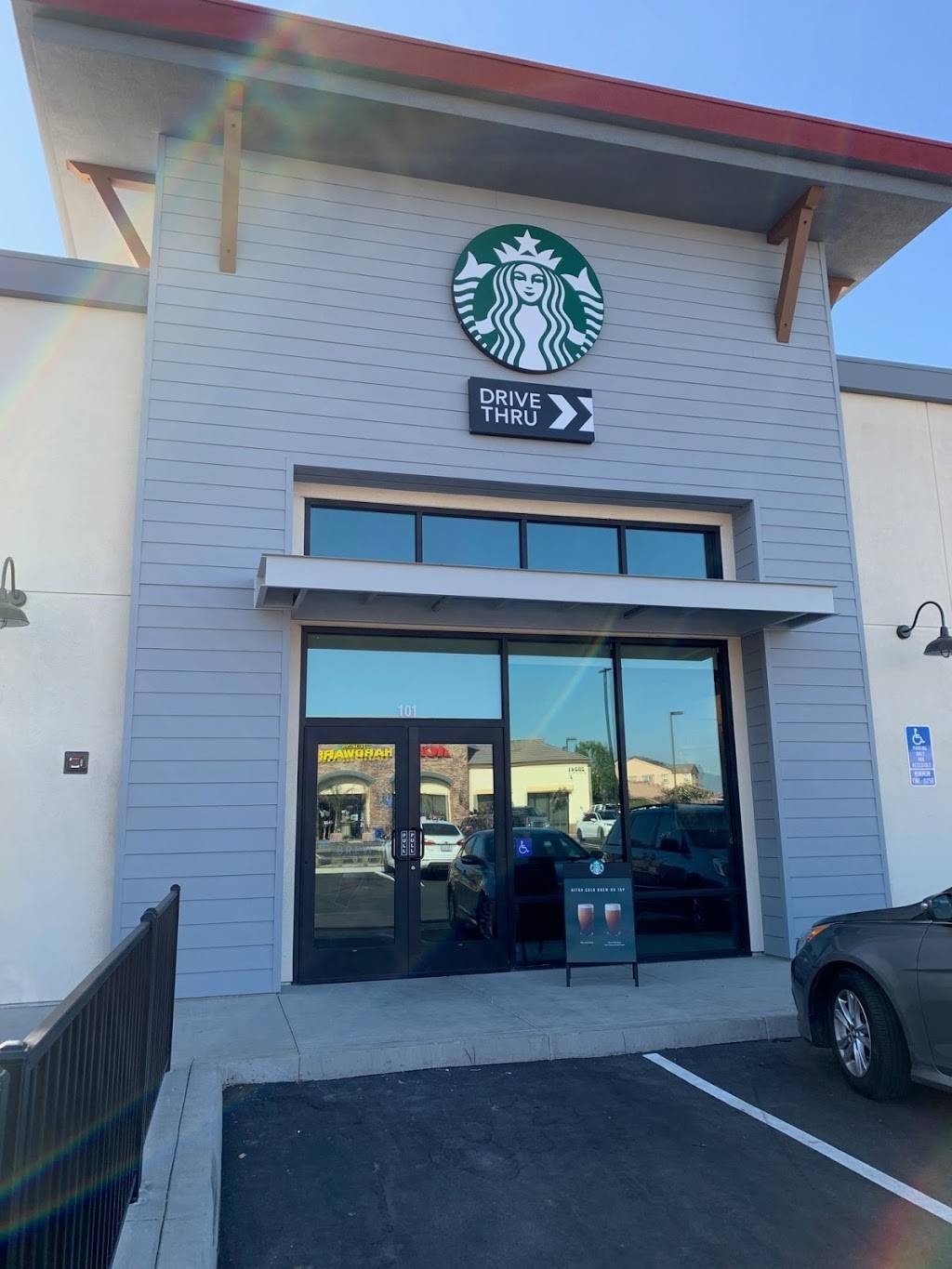 Starbucks | cafe | 25351 Railroad Canyon Rd, Lake Elsinore, CA 92532, USA | 9512443593 OR +1 951-244-3593