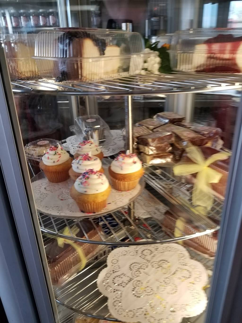 Steves Deli | restaurant | 6646 Telegraph Rd, Bloomfield Hills, MI 48301, USA | 2489320800 OR +1 248-932-0800