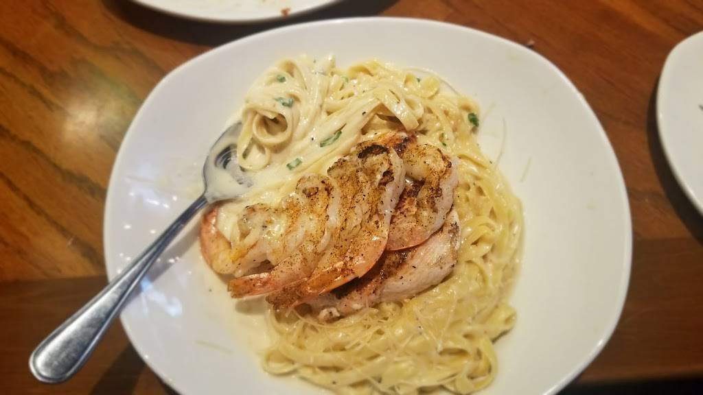 Outback Steakhouse | restaurant | 2341 Lockwood St, Oxnard, CA 93036, USA | 8059884329 OR +1 805-988-4329