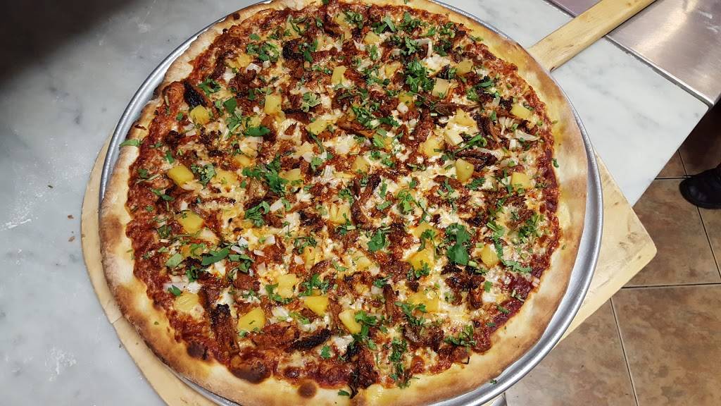 Ricoy Pizzeria And Restaurant | restaurant | 152 8th St, Passaic, NJ 07055, USA | 9739283418 OR +1 973-928-3418