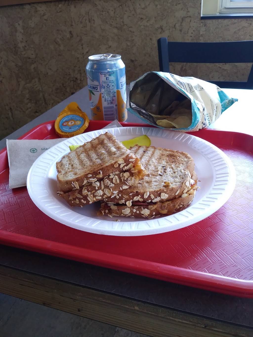 West River Cafe | restaurant | 148 W River St # 12, Providence, RI 02904, USA | 4016212233 OR +1 401-621-2233