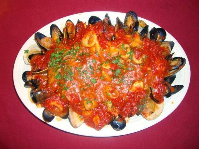Augies Athuteic Italian Sauces | restaurant | 30 Germantown Rd, Danbury, CT 06810, USA | 2037300305 OR +1 203-730-0305