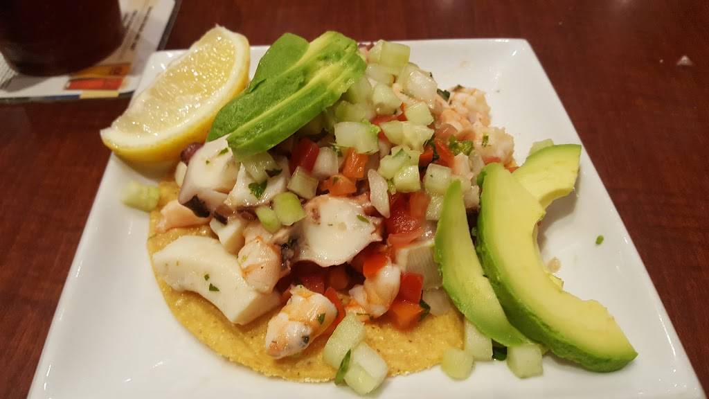 La Pescadora | restaurant | 7039 Greenleaf Ave, Whittier, CA 90602, USA | 5626984144 OR +1 562-698-4144