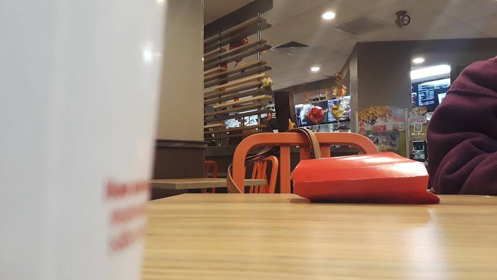 McDonalds | restaurant | 155 Newburyport Turnpike, Rowley, MA 01969, USA | 9789483324 OR +1 978-948-3324