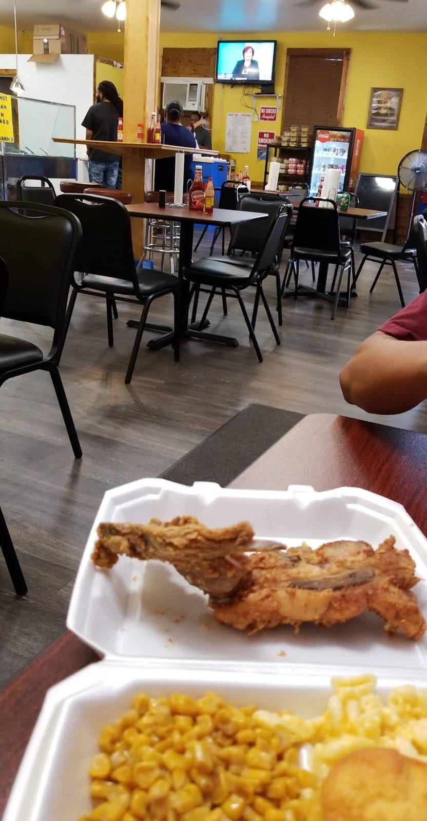 Allens Restaurant | restaurant | 3701 Winnie St, Galveston, TX 77550, USA | 4096322176 OR +1 409-632-2176