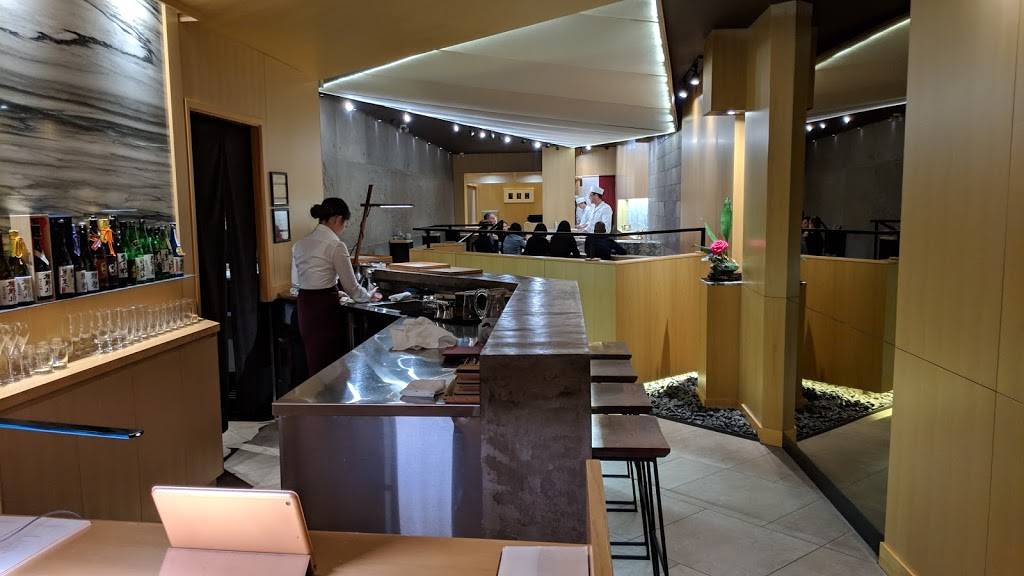 Shoushin | restaurant | 3328 Yonge St, Toronto, ON M4N 2M4, Canada | 4164889400 OR +1 416-488-9400