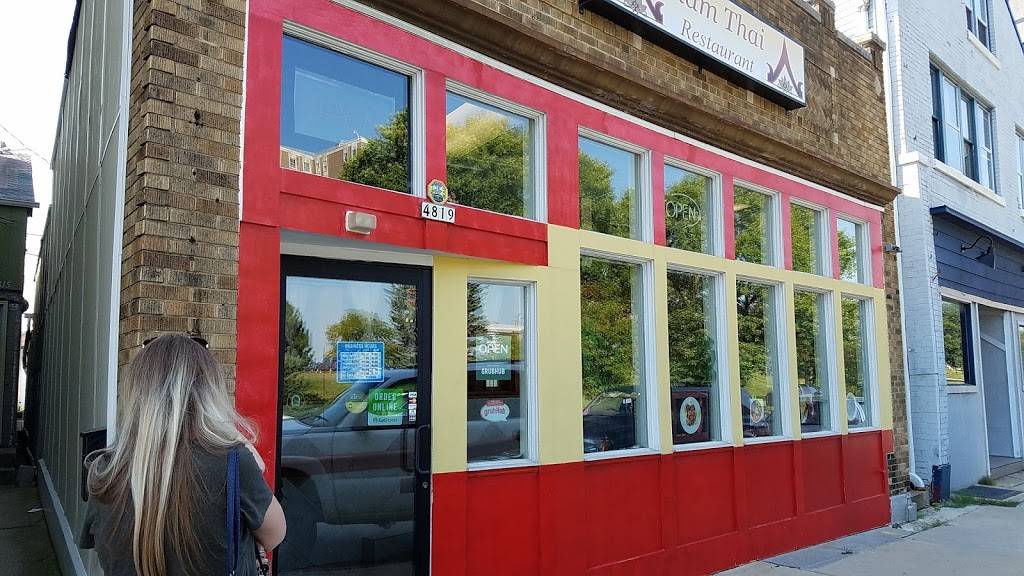 Siam Express | restaurant | 4819 W National Ave, Milwaukee, WI 53214, USA | 4146727426 OR +1 414-672-7426